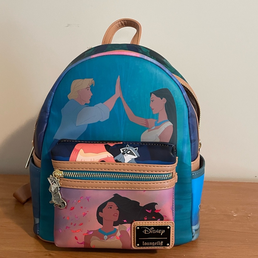 Disney Loungefly Pocohantas measure approximately 9 x 10 inches 4.5 inches deep - Picture 7 of 8